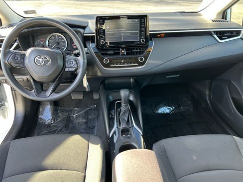 Certified 2022 Toyota Corolla LE image 20