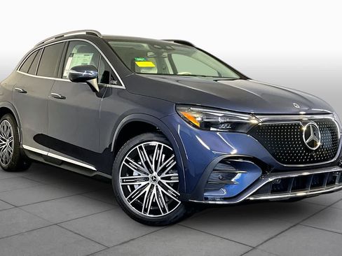 New 2026 Mercedes-Benz EQE 320 4MATIC SUV image 17