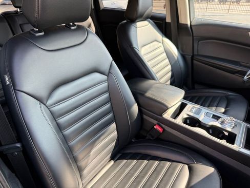 Used 2023 Ford Edge SEL AWD/4WD image 18