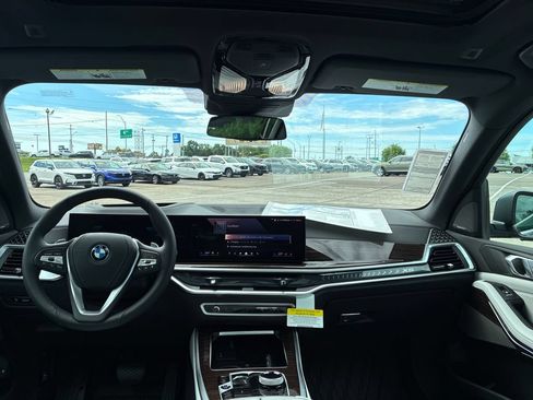 New 2026 BMW X5 xDrive50e w/ Executive Package AWD/4WD image 17