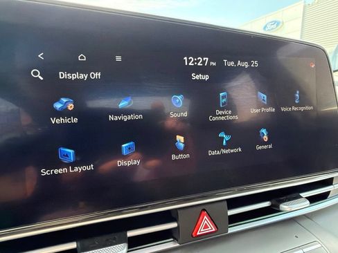Used 2025 Hyundai Elantra SEL FWD image 42