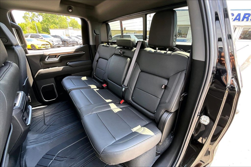 New 2026 Chevrolet Silverado 1500 RST AWD/4WD image 10