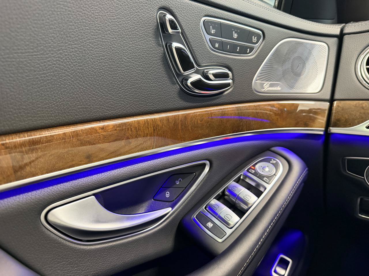 Used 2015 Mercedes-Benz S 550 Sedan image 44