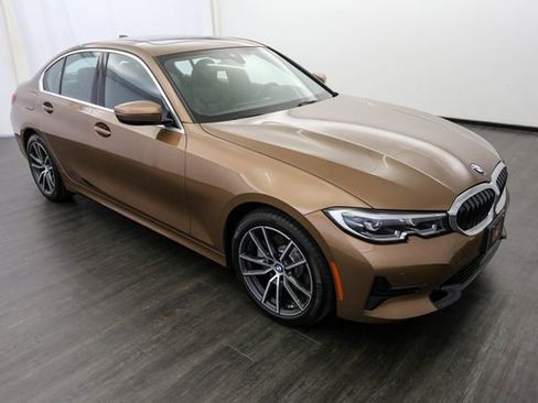 Used 2019 BMW 330i xDrive Sedan w/ Premium Package AWD/4WD image 2