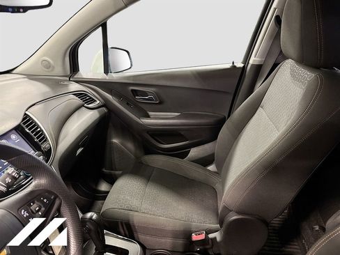 Used 2020 Chevrolet Trax LS w/ Tint and Cruise Package FWD image 24