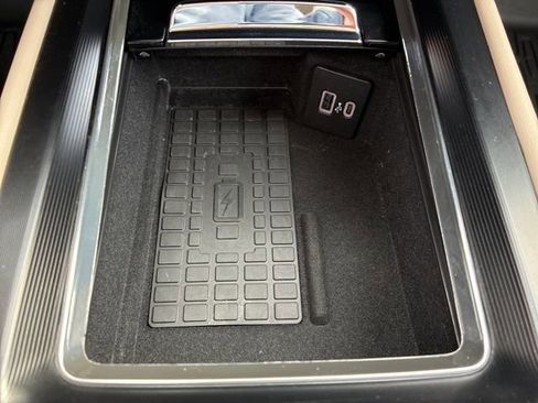 Used 2025 Lincoln Corsair Reserve w/ Equipment Group 202A image 35