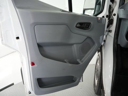 Used 2019 Ford Transit 250 130 Low Roof image 28