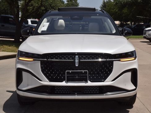 New 2026 Lincoln Nautilus Black Label w/ Jet Appearance Package AWD/4WD image 2
