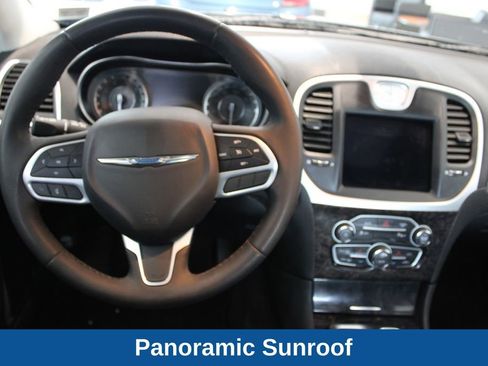 Used 2023 Chrysler 300 Touring L w/ Popular Equipment Group image 6