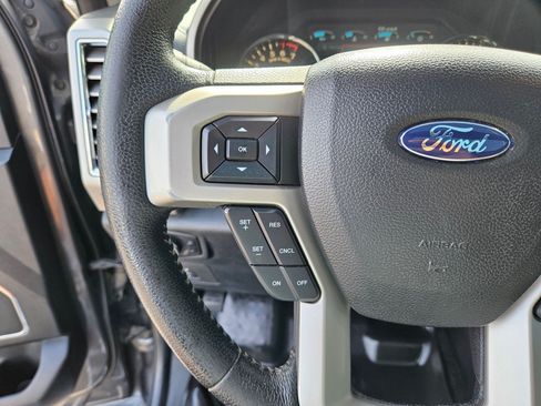 Used 2015 Ford F150 Lariat w/ Equipment Group 502A Luxury AWD/4WD image 18