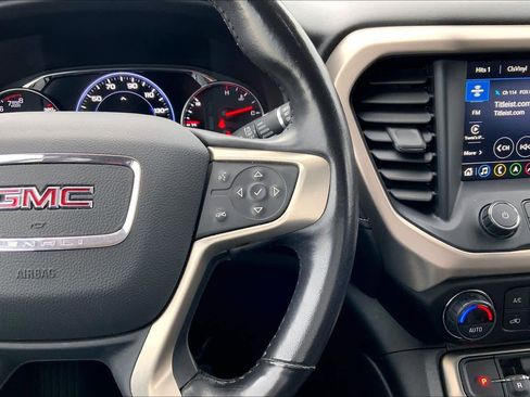 Used 2021 GMC Acadia Denali w/ Denali Ultimate Package image 24