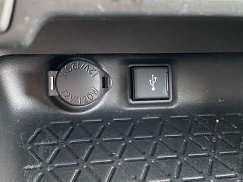 Certified 2022 Toyota RAV4 LE image 20