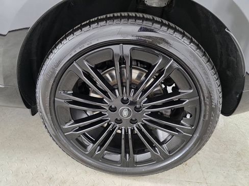 Used 2023 Land Rover Range Rover SE AWD/4WD image 18