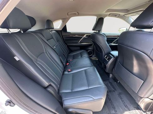 Used 2018 Lexus RX 350 AWD w/ Premium Package image 31