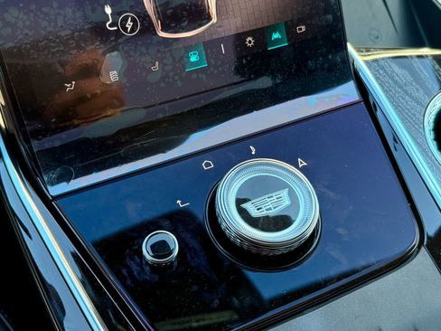 New 2025 Cadillac Escalade IQ Sport 1 w/ LPO, ONYX Package AWD/4WD image 22