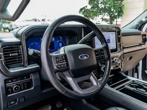 Used 2024 Ford F350 Lariat w/ Lariat Ultimate Package image 17