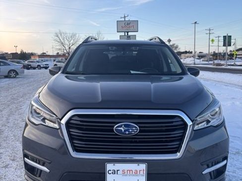 Used 2022 Subaru Ascent Premium w/ Convenience Package image 2