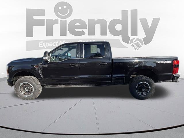 Used 2024 Ford F250 Lariat w/ Lariat Ultimate Package AWD/4WD image 3