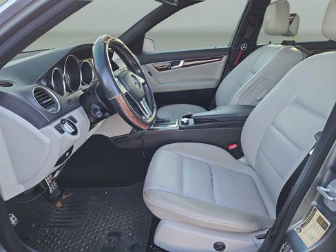 Used 2012 Mercedes-Benz C 250 Sedan image 18