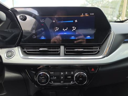 New 2026 Chevrolet Trax LT w/ Driver Confidence Package FWD image 23