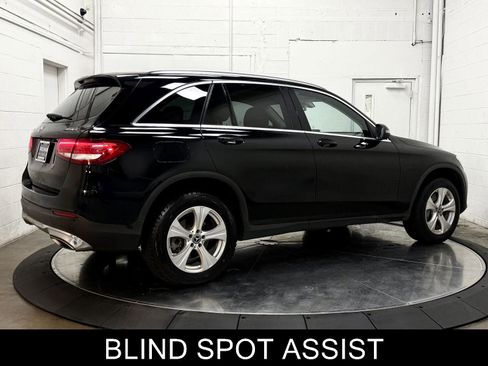 Used 2018 Mercedes-Benz GLC 300 4MATIC image 8