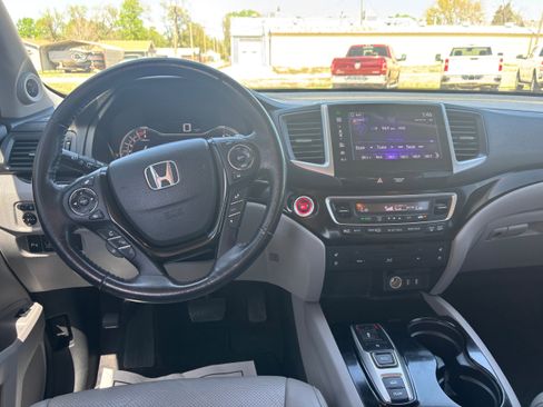 Used 2016 Honda Pilot Elite image 18