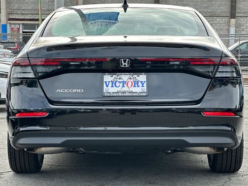 New 2025 Honda Accord LX image 5