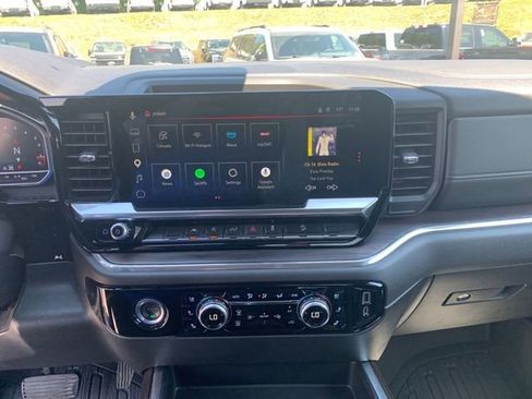 Used 2023 GMC Sierra 1500 SLT w/ SLT Premium Package AWD/4WD image 31