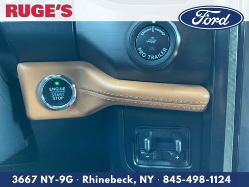 Used 2023 Ford Expedition Platinum AWD/4WD image 24