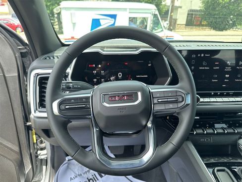 New 2025 GMC Canyon Elevation w/ Convenience Package image 20