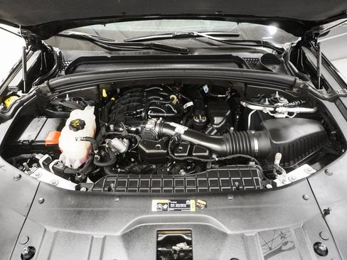 Certified 2024 Jeep Grand Cherokee Limited w/ Luxury Tech Group II image 8