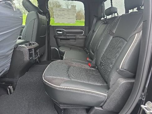 New 2026 RAM 2500 Laramie AWD/4WD image 22