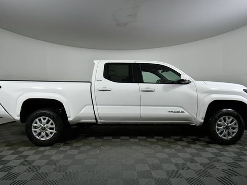 New 2026 Toyota Tacoma SR5 image 15