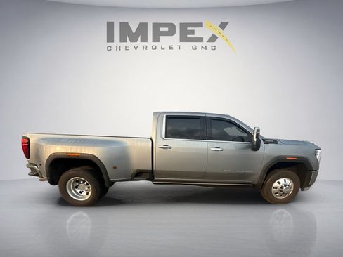 Used 2024 GMC Sierra 3500 Denali Ultimate AWD/4WD image 6
