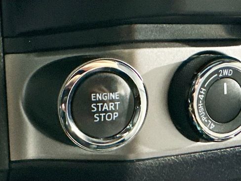 Used 2022 Toyota Tacoma Limited AWD/4WD image 22