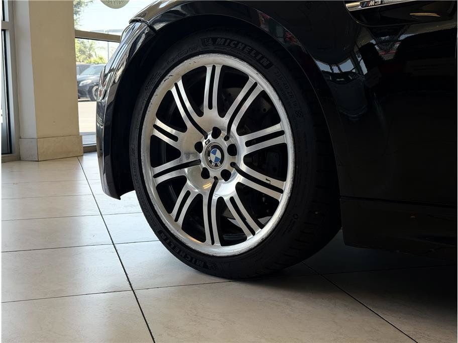 Used 2013 BMW M3 Convertible RWD image 9