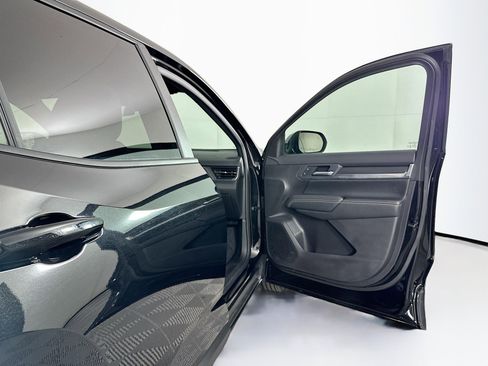 Used 2025 GMC Terrain Elevation image 31