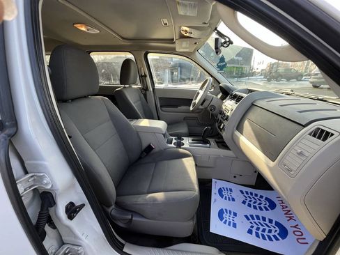 Used 2009 Ford Escape XLT FWD image 16