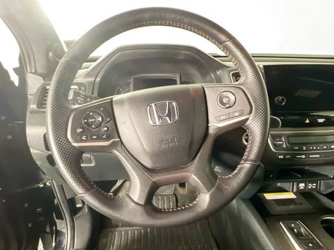 Certified 2023 Honda Passport TrailSport image 13