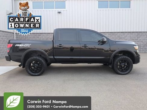 Used 2021 Nissan Titan PRO-4X w/ Pro-4x Convenience Package AWD/4WD image 2