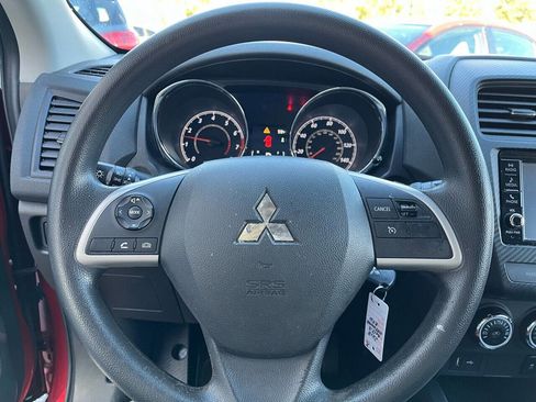 Used 2018 Mitsubishi Outlander Sport ES image 23
