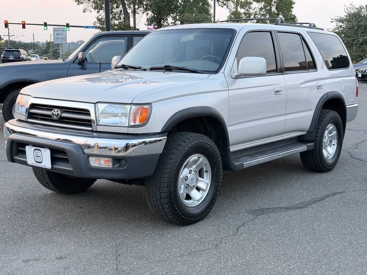 Used 1999 Toyota 4Runner SR5 w/ Upgrade Value Pkg 4 AWD/4WD image 7