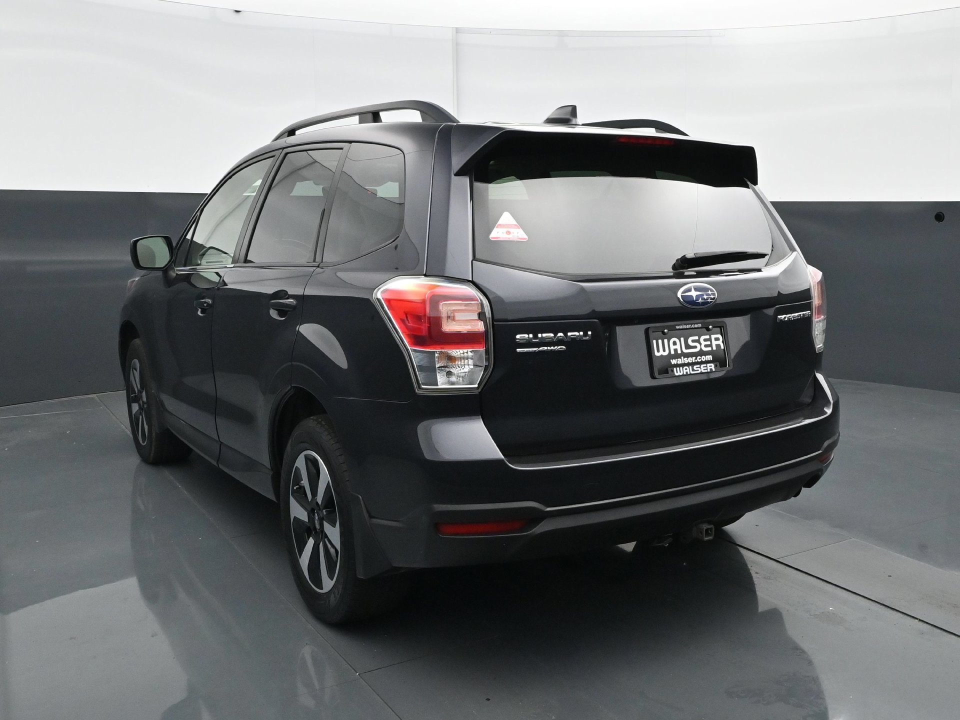 Used 2018 Subaru Forester 2.5i Premium w/ All-Weather Package AWD/4WD image 5