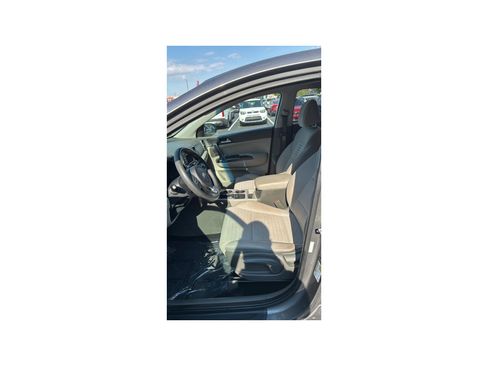 Used 2018 Kia Sportage LX FWD image 11