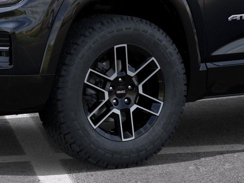 New 2026 GMC Terrain AT4 w/ Technology Package II AWD/4WD image 33