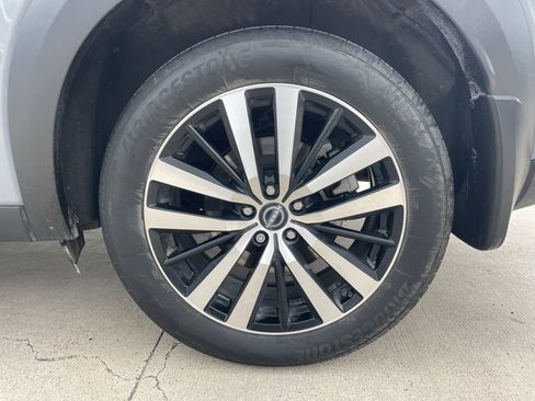 Certified 2024 Nissan Pathfinder Platinum w/ Lighting Package (N92) image 20