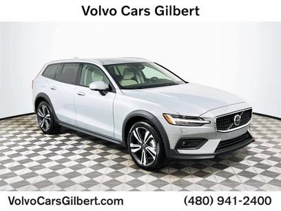 New 2026 Volvo V60 B5 Cross Country Plus w/ Climate Package