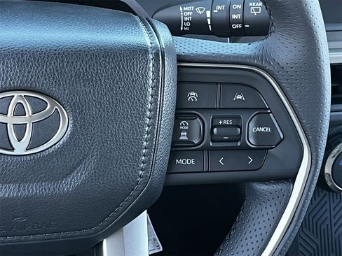 New 2026 Toyota 4Runner SR5 image 14