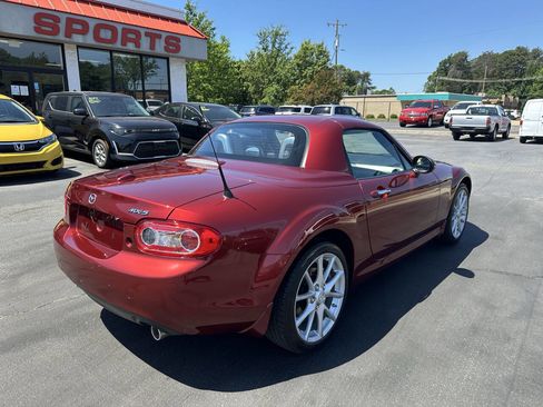 Used 2010 MAZDA MX-5 Miata Grand Touring w/ Premium Pkg RWD image 5