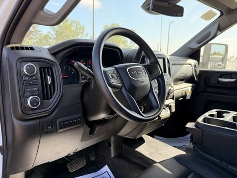 New 2025 GMC Sierra 3500 Pro w/ Convenience Package image 15